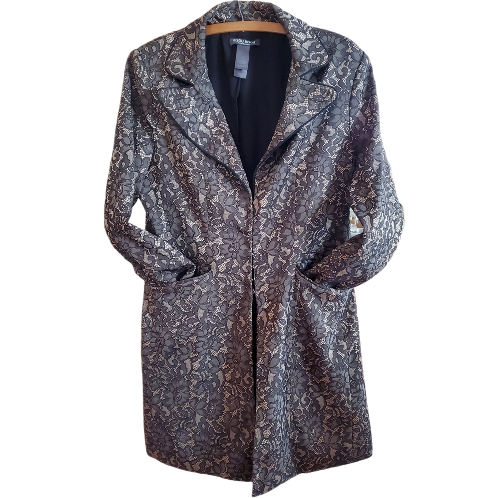 Lace-look beautiful long jacket